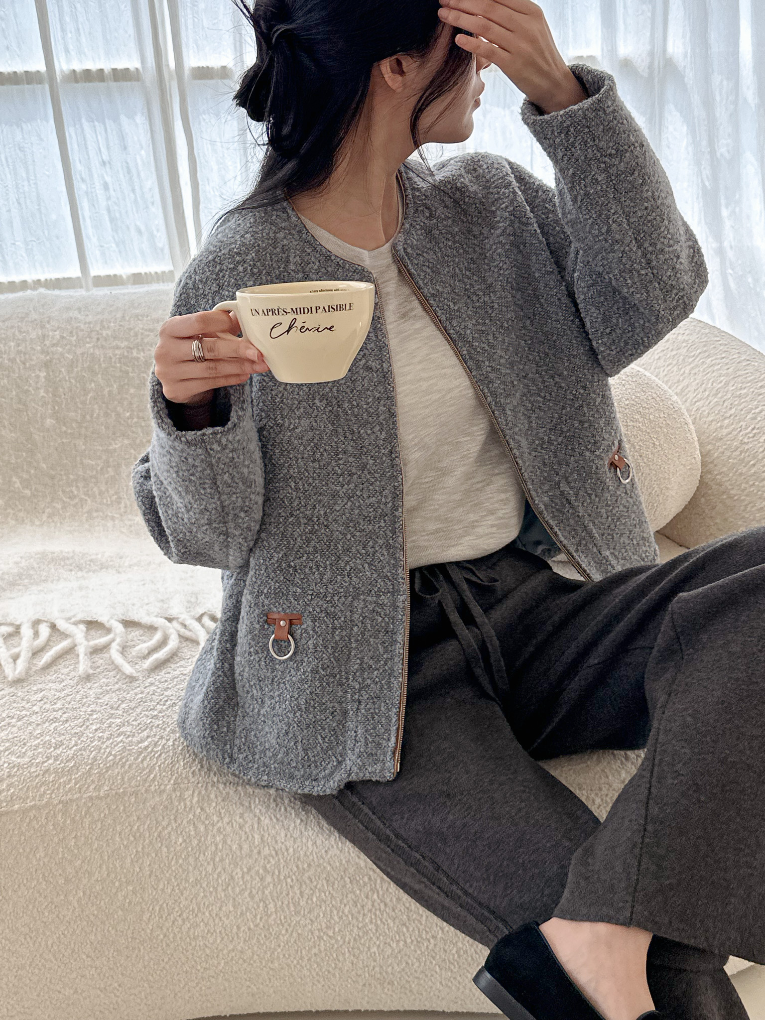 룩북 슬라이드 12